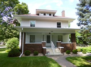 324 W Locust St, Cambridge, IL 61238