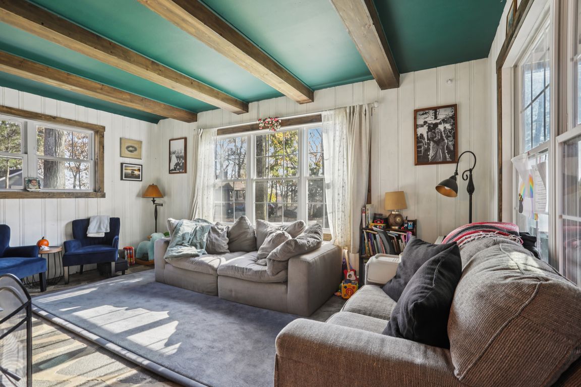 next background image