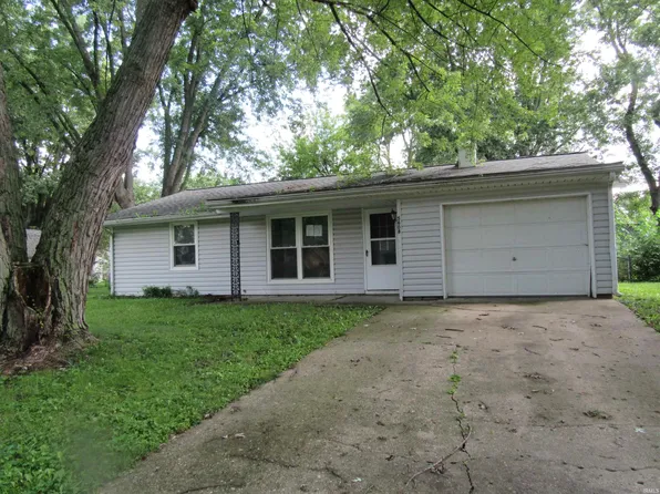 5608 Wigwam Ct, Kokomo, IN 46902