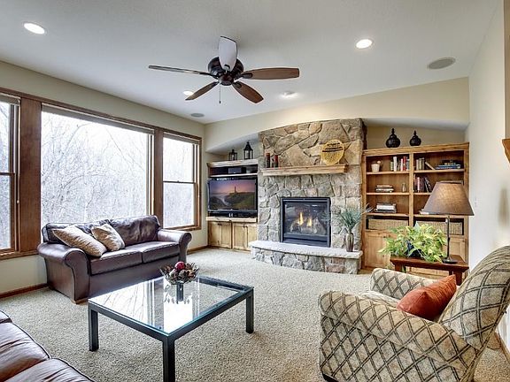 3rd image of 2098 Valley Creek Ln