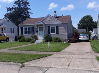 1134 W 40th St, Erie, PA 16509
