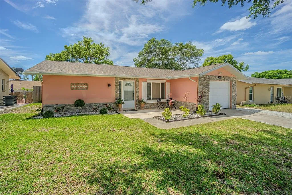 Building Photo - 8024 Las Cruces Ct