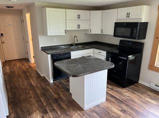 30 Country Aire Ln UNIT 1, Accident, MD 21520