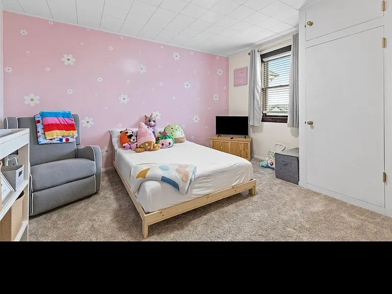 211 Lloyd Ave — Photo 12