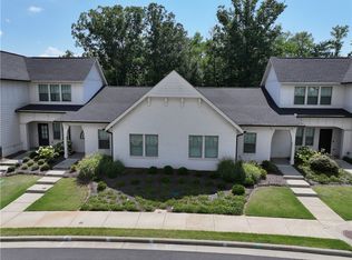 574 Grey Oak Cir, Auburn, AL 36830