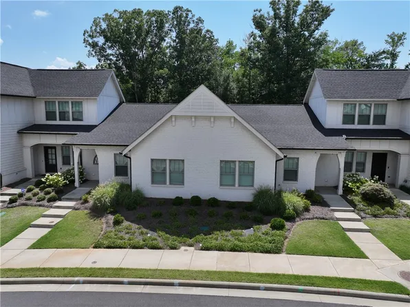 574 Grey Oak Cir, Auburn, AL 36830