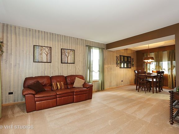 2nd image of 3503 Brittany Dr