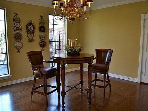 3rd image of 2907 Cedar Placid Cir