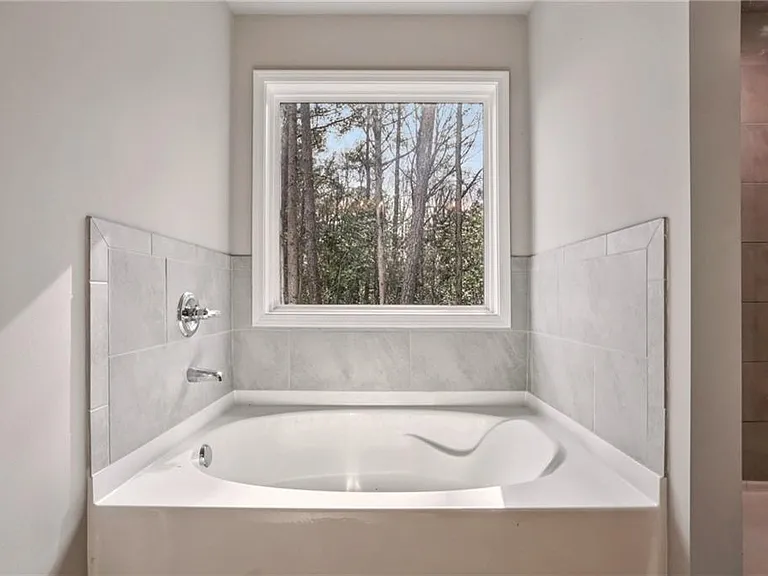 2099 Easterwood Ter — Photo 22