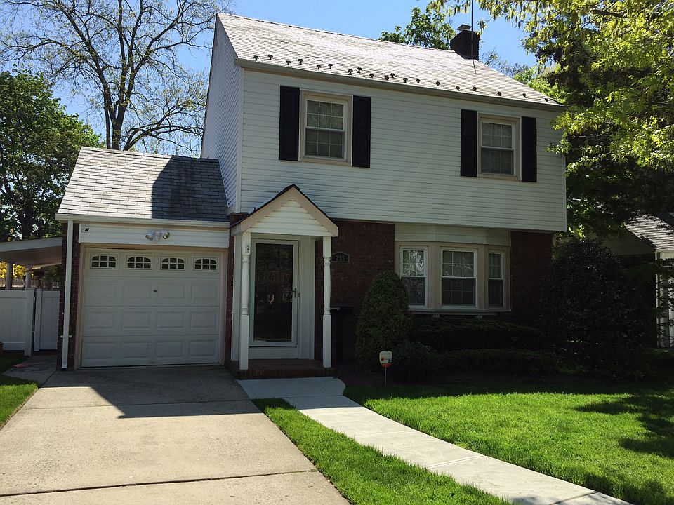 1st image of 255 Windsor Ln