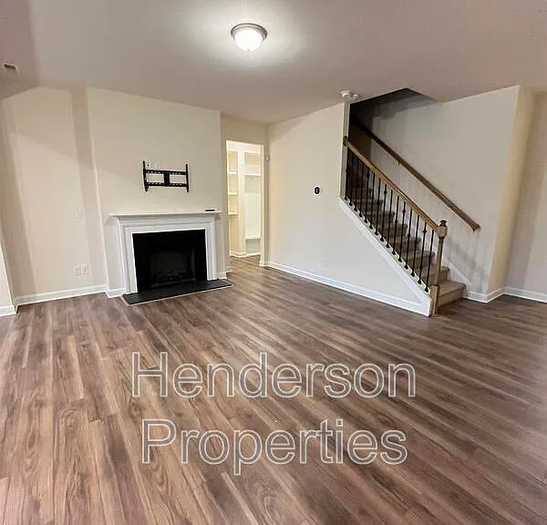 9254 Glenburn Ln — Photo 7