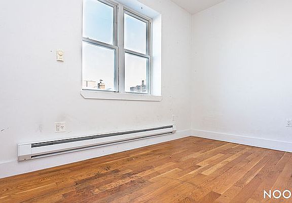 4th image of 26 Scholes St #2A