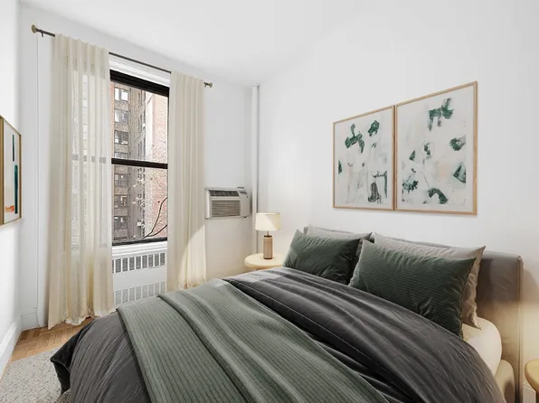 132 West 80th Street image 2 of 7