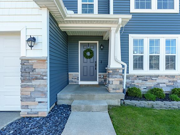 4th image of 3595 Candler Ct