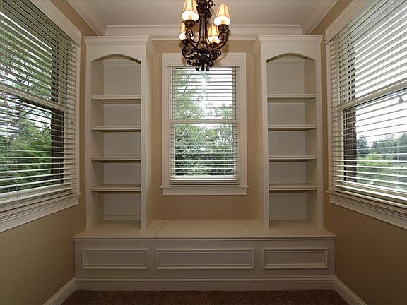 5th image of 5498 Kenridge Dr