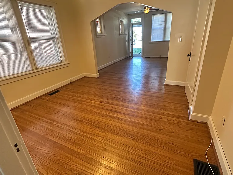 7260 Wise Ave — Photo 5