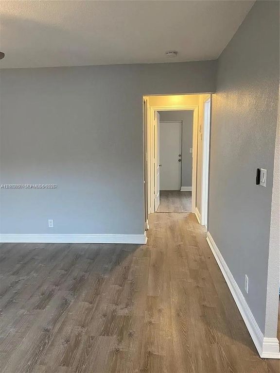 240 SE 9th Ave, photo 7