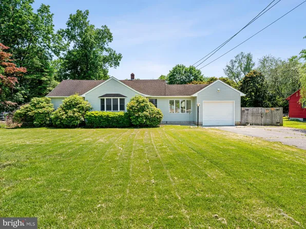 383 Beacon Ave, Vineland, NJ 08360