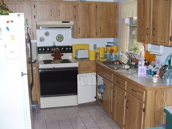 5th image of 2529 Vaughn Ave