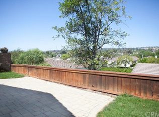 3 Indian Hill Ln, Laguna Hills, CA 92653
