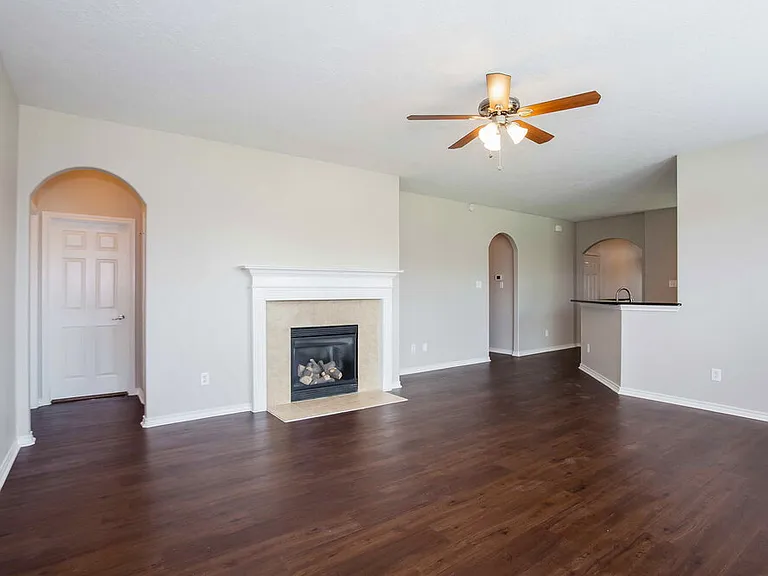 11003 Oasis View Ln — Photo 3