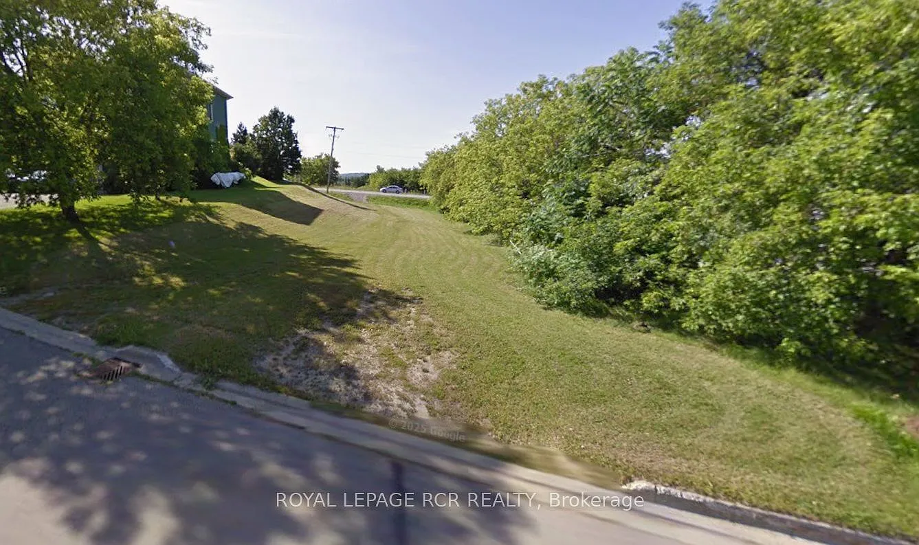 11 Annamaria Dr #9 photo 1
