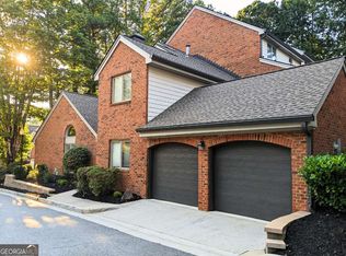 25 Westfair Ct, Sandy Springs, GA 30328