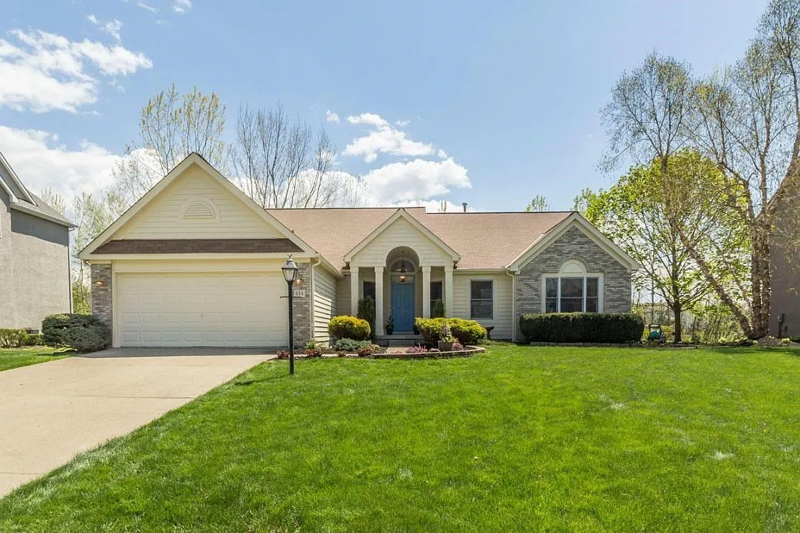 634 Bay Dr photo 1
