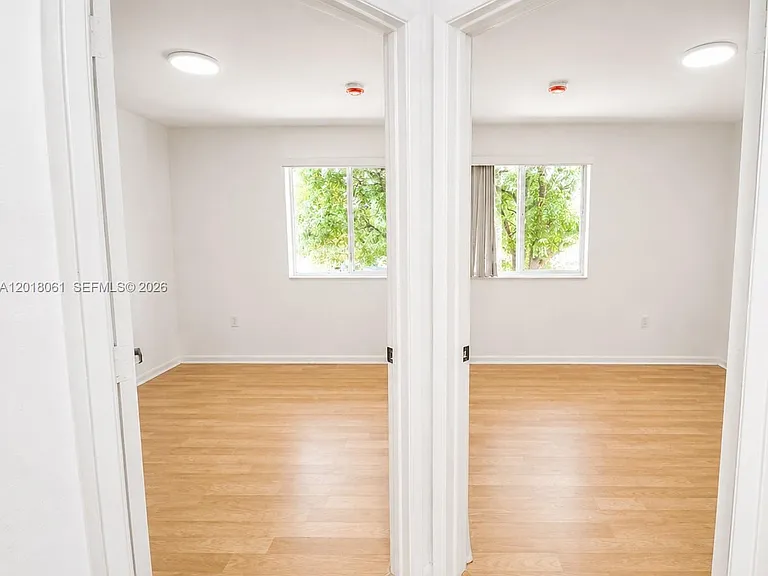 15721 SW 137th Ave #202 — Photo 12