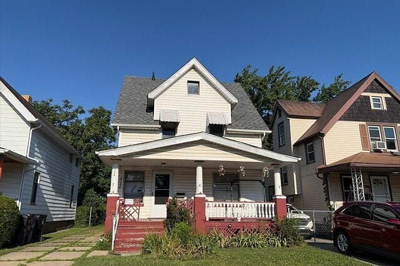 1st image of 3130 W 97th St