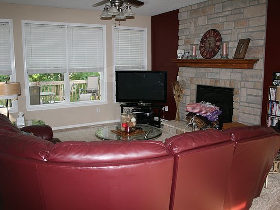 4th image of 415 Eutreva Dr