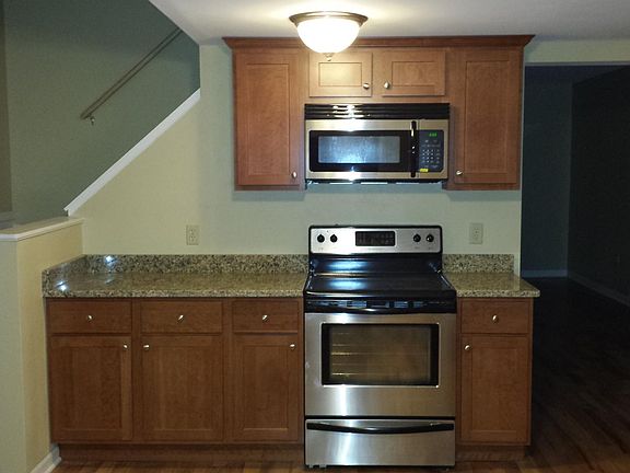 2nd image of 1846 N Humboldt Ave #A