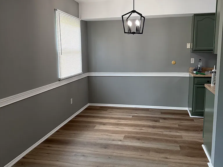 10027 Penrith Dr — Photo 4