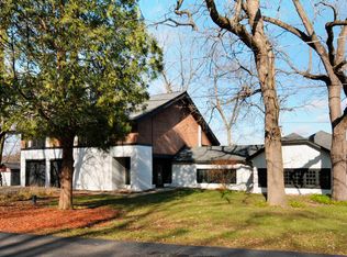 8573 Van Emmon Rd, Yorkville, IL 60560