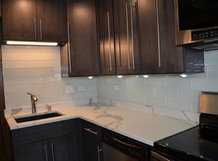 1282 E Washington St, Des Plaines, IL 60016