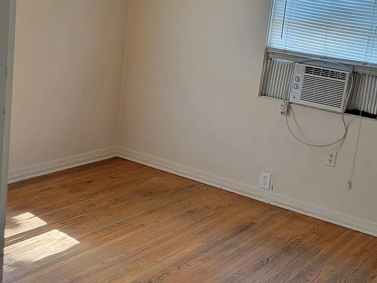 220 Fig Ave — Photo 9