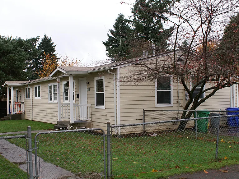 7000 SE 63rd Ave — Photo 2