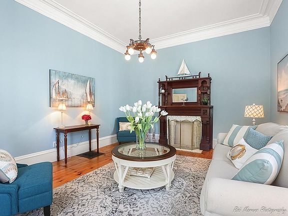 4th image of 54 Kent St #B