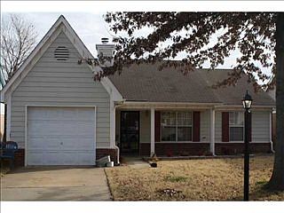 2nd image of 7012 Tudor Ln