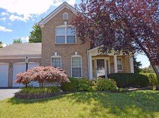 1059 Valley Wood Dr, Batavia, OH 45103