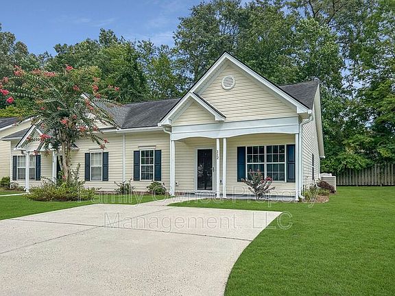 3rd image of 112 Stewart Pl