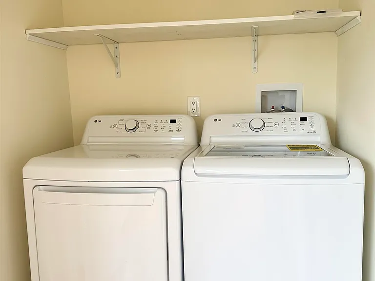 85 Bogart Ave #2 — Photo 4