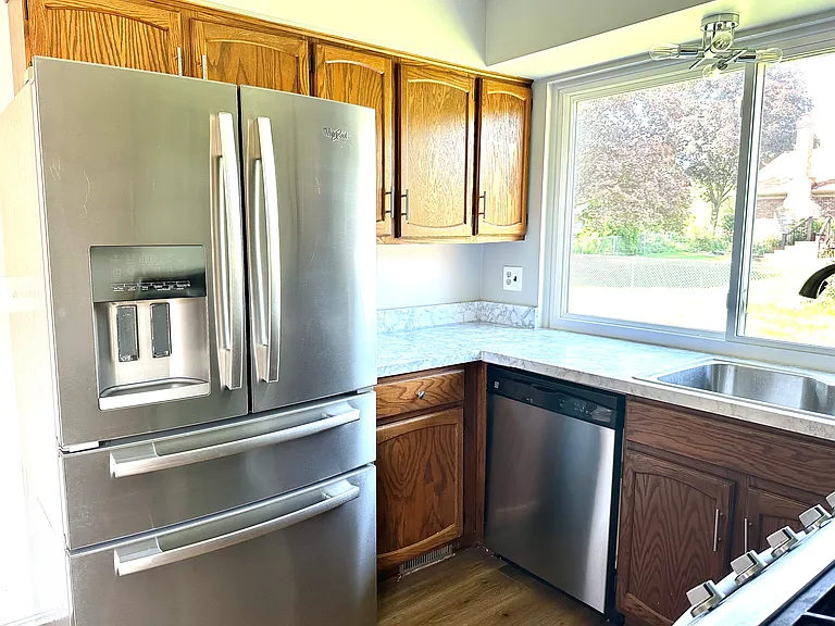 537 Randall Dr — Photo 14