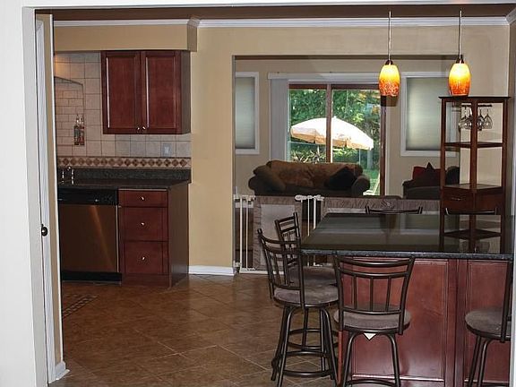 Eat in kitchen with granite island 