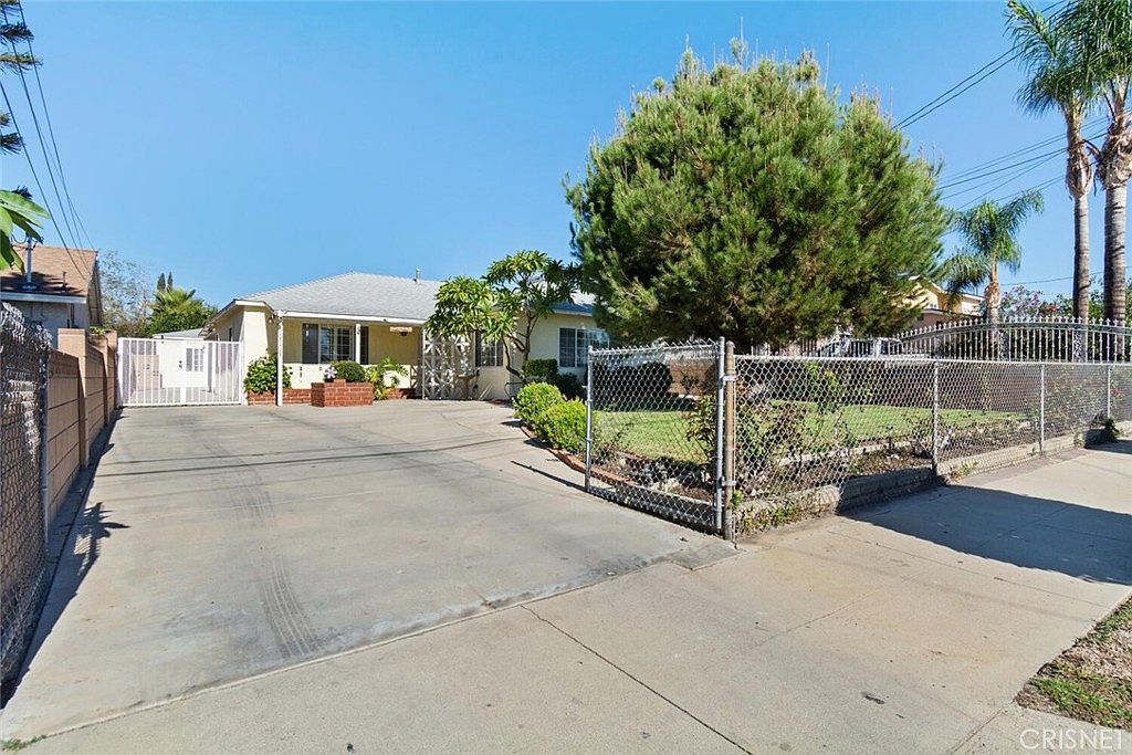 13113 Glamis St, Pacoima, CA 91331 Zillow
