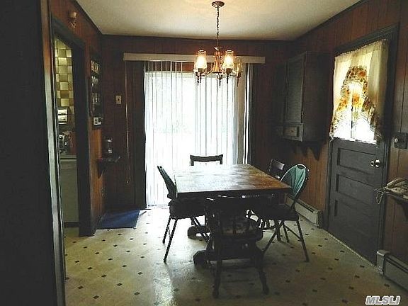 3rd image of 326 W 13th St