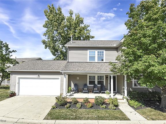 2nd image of 24262 Moonlight Dr