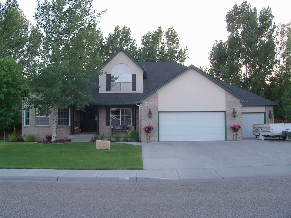 1st image of 3570 Summerfield Dr