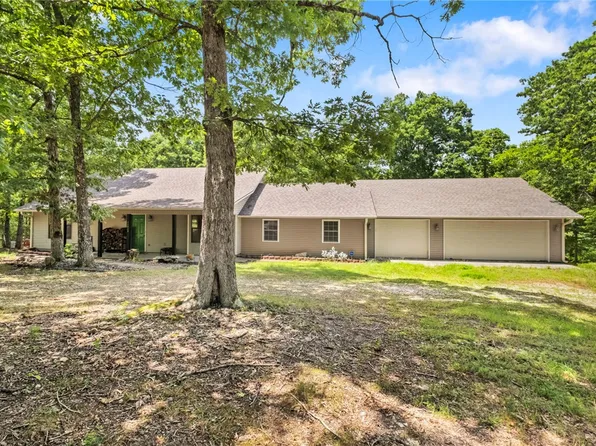 11013 Lakeside Dr, Rogers, AR 72756