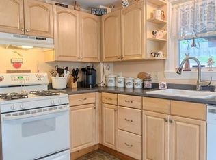 102 Almount Rd, Fitchburg, MA 01420